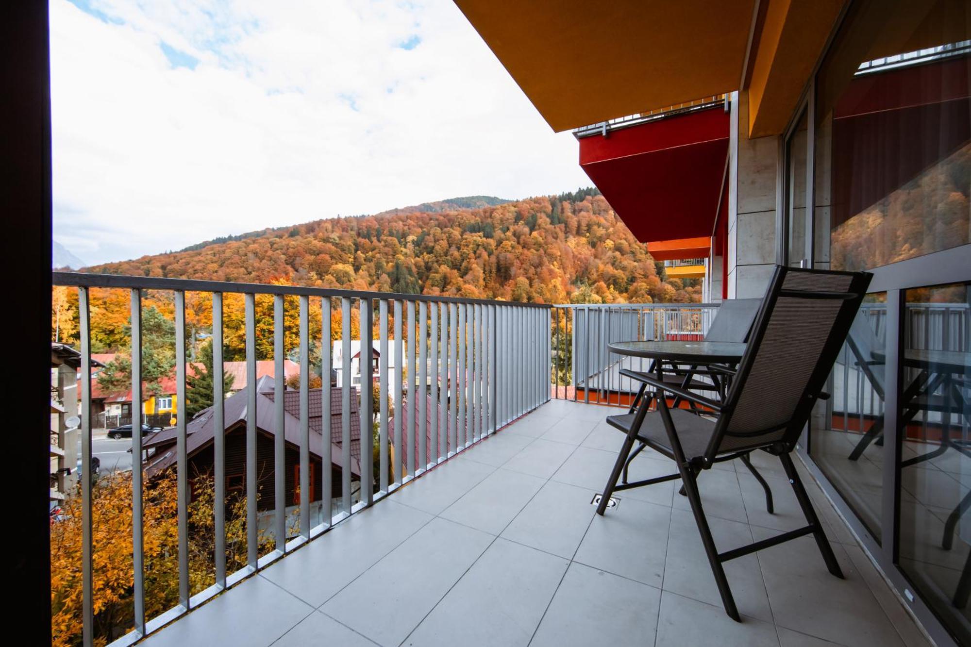 Hello Adventure Sinaia Exterior foto
